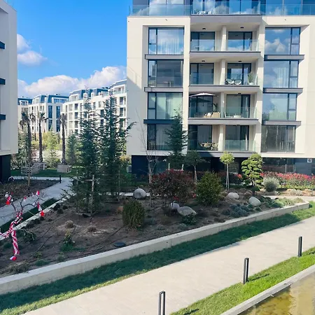 Exclusive St Constantine * Saints Constantine and Helena