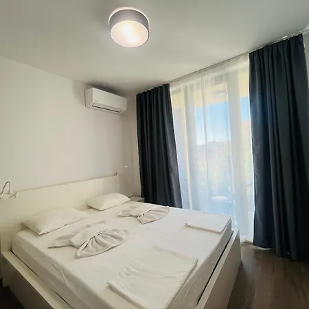 Exclusive St Constantine Apartment *